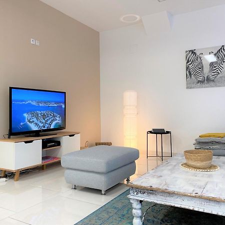 Stadtsuite Mit Sauna In Wiener Neustadt 135 M2 Exteriör bild