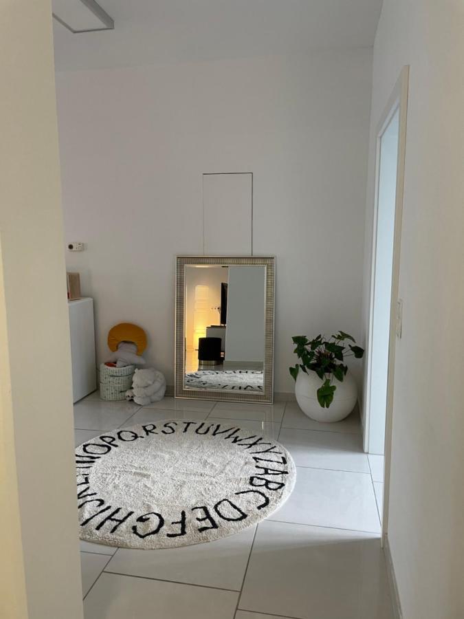 Stadtsuite Mit Sauna In Wiener Neustadt 135 M2 Exteriör bild