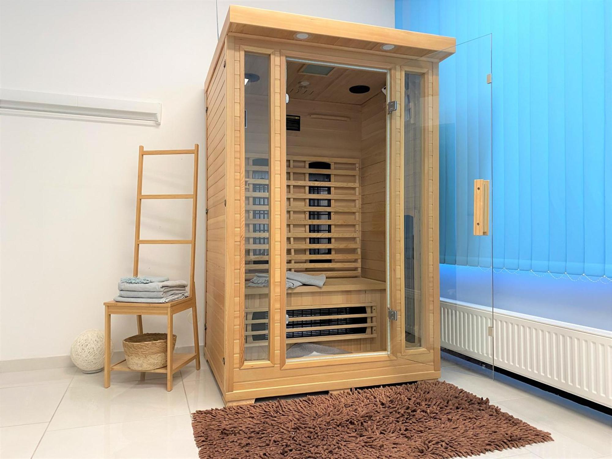 Stadtsuite Mit Sauna In Wiener Neustadt 135 M2 Exteriör bild