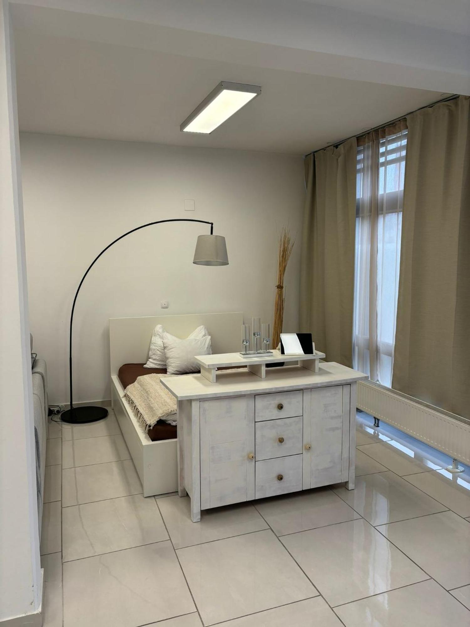Stadtsuite Mit Sauna In Wiener Neustadt 135 M2 Exteriör bild