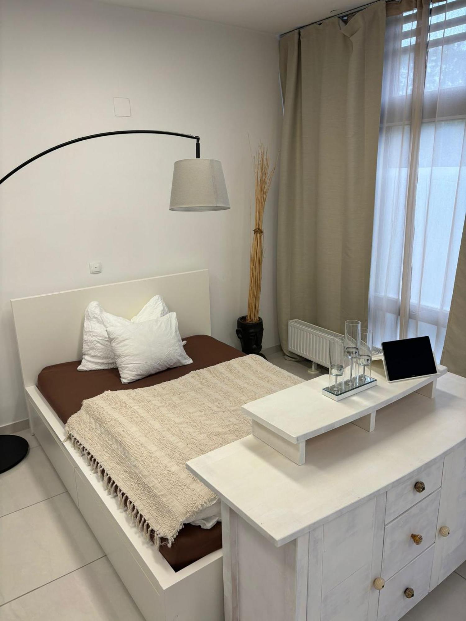 Stadtsuite Mit Sauna In Wiener Neustadt 135 M2 Exteriör bild