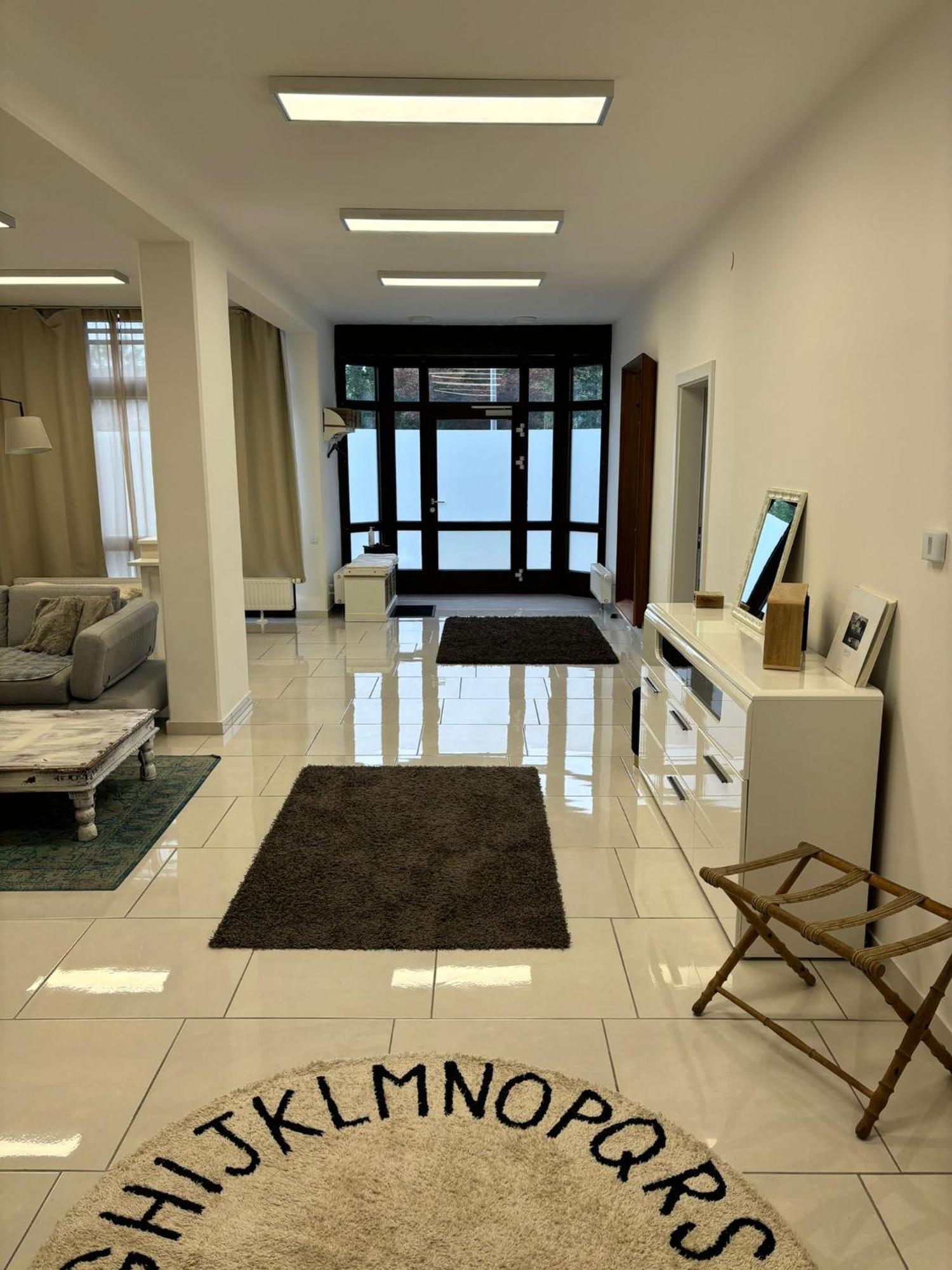 Stadtsuite Mit Sauna In Wiener Neustadt 135 M2 Exteriör bild